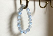Beginner’s Guide to Meditation with Crystal Mala Beads-ZenMalas Blog